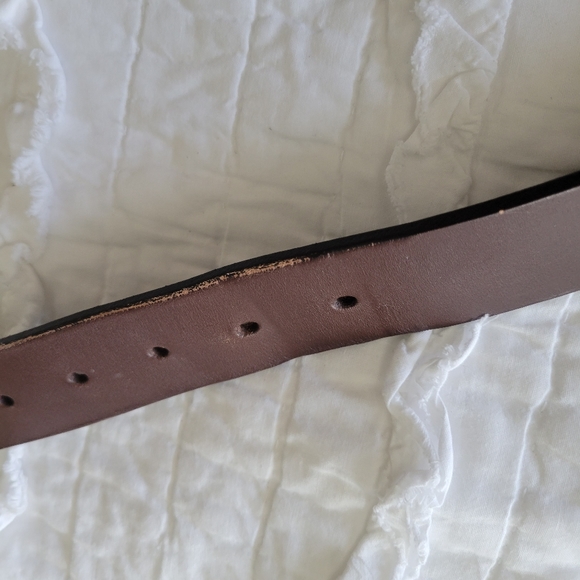 ✨️HOST PICK✨️Carhartt Journeyman Full Grain Leather Belt SIZE 44 Brown EUC - Picture 9 of 10